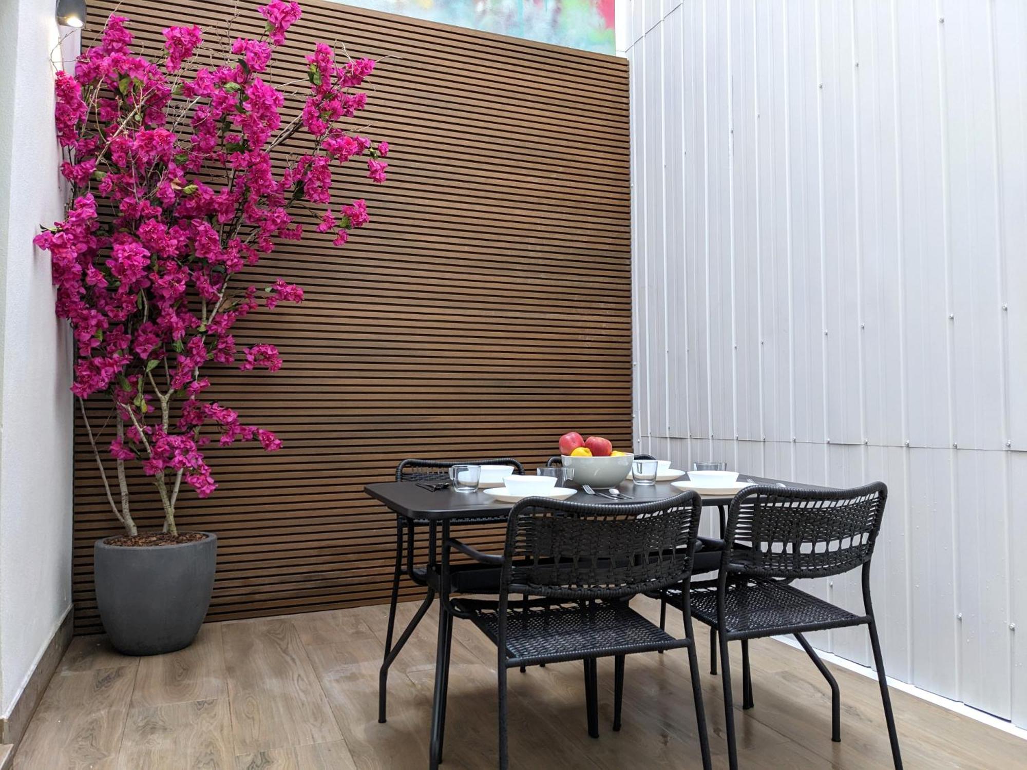 Apartamento Weflating Fira L'Hospitalet de Llobregat Exterior foto
