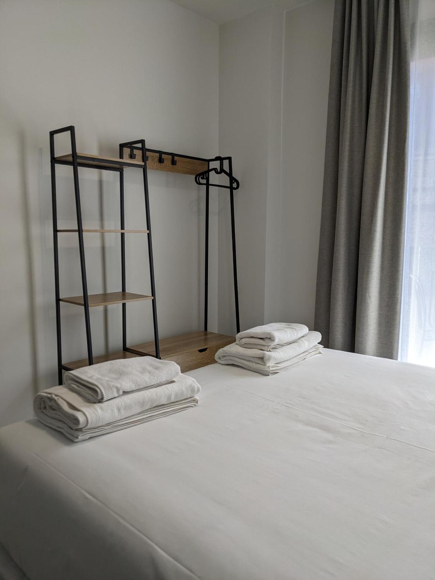 Apartamento Weflating Fira L'Hospitalet de Llobregat Exterior foto